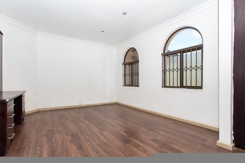 4 Bedroom Property for Sale in Hoogstede Western Cape